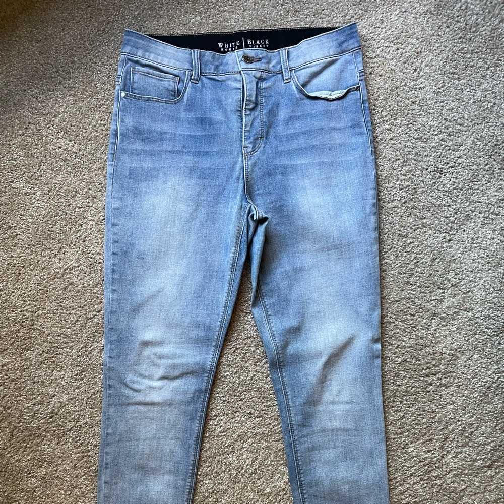 WHBM size 10R (regular length) denim. Thick elastic waist band snatches waist